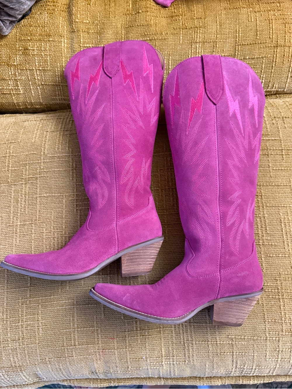 Women’s Dingo Pink Suede Western Knee-High Boots - Picture 2 of 6